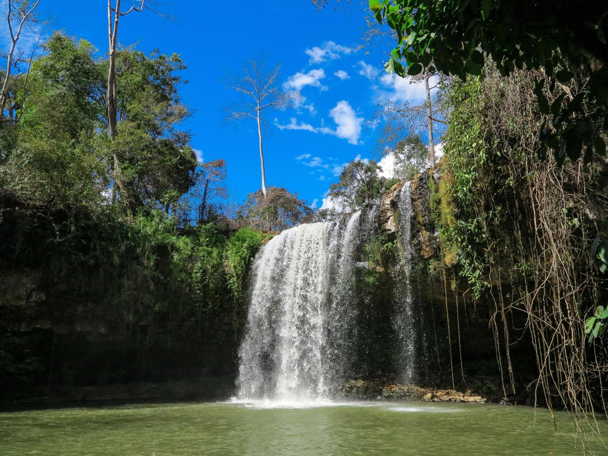 Ratanakiri Homestay & Jungle Trek Banlung Exterior photo